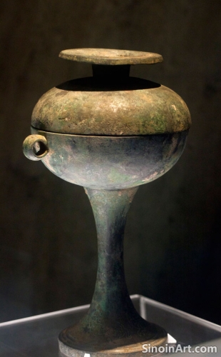 The Social and Political Symbolism of Bronze Weapons: Power, Authority, and Military Might