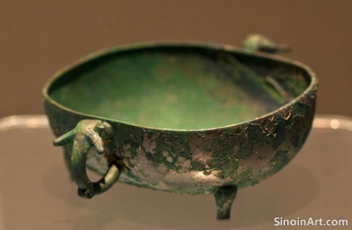 The Significance of Jade Inlays on Bronze: Combining Materials and Symbolic Meanings