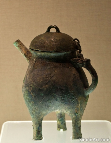 The Legacy of Chinese Bronze Ware in Contemporary Art and Design: New Interpretations