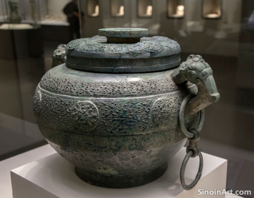 The Ritual Use of Bronze Mirrors in Ancient China: Connecting Worlds and Warding Off Evil