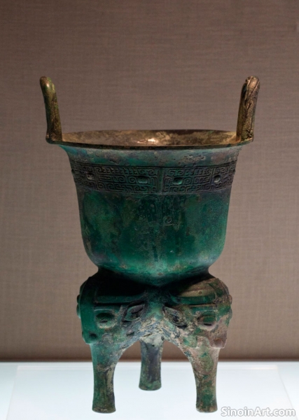 The Use of Bronze in Ancient Chinese Transportation: Chariots and Fittings