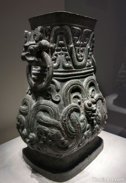 The Modern Use of Chinese Bronze Ware: Reinterpretations and Artistic Influence