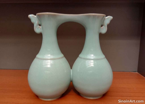 Guan Ware: The Mystery of Imperial Ceramics