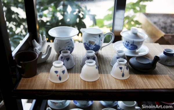 The Future of Chinese Tea: Balancing Tradition and Innovation